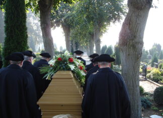 Statistisches Bundesamt muss zugeben: Sterbefallzahlen für März um 11 Prozent niedriger als in letzten Jahren!