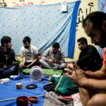 EU-Kommission zwingt Ungarn und Italien zu Migrantenghettos für jew. 8000 Menschen